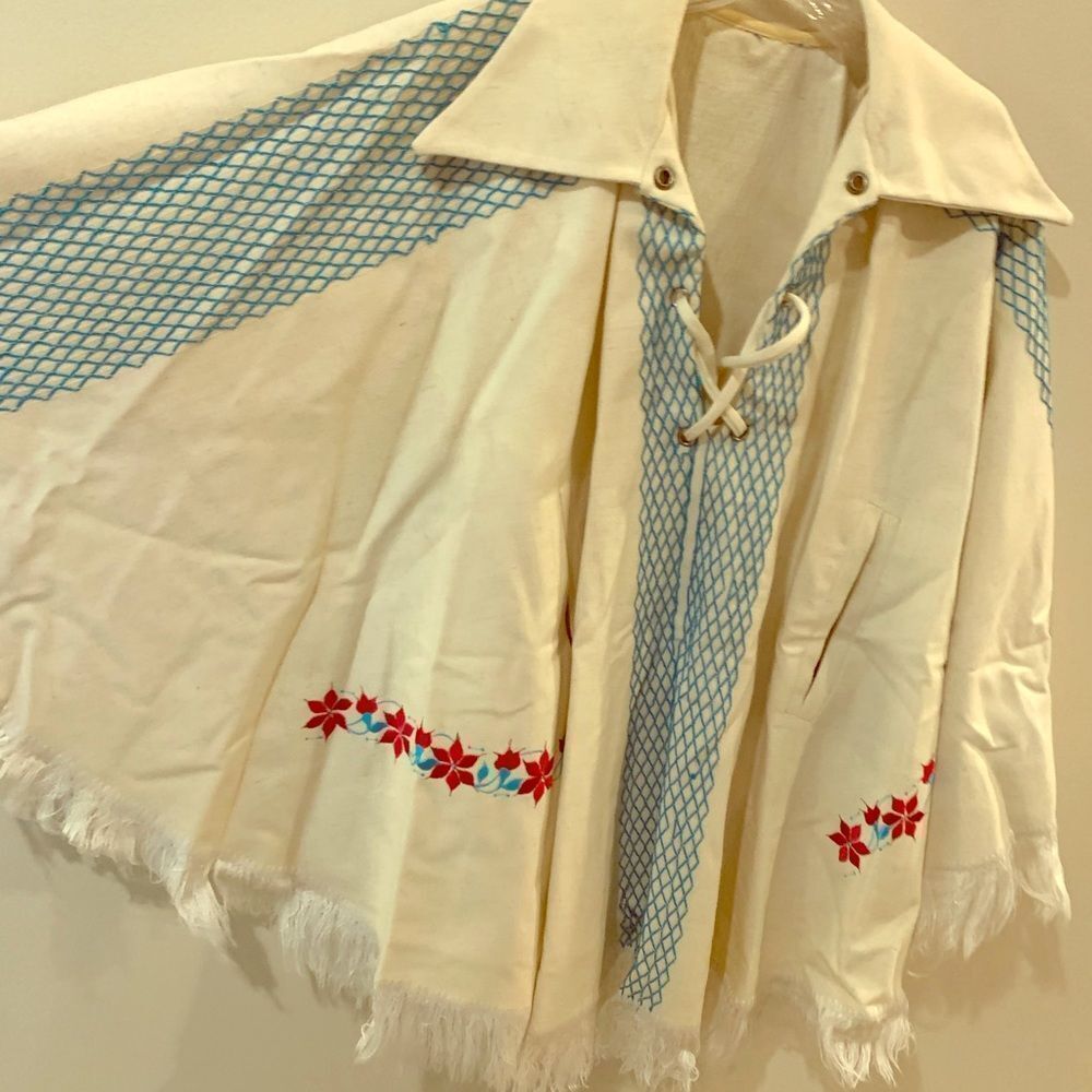 Vintage Hippie Floral Embroidered Boho Poncho Cape